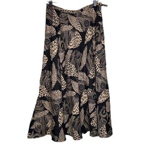 Jones New York Black and Cream Leaf Pattern Maxi Skirt Size 8
